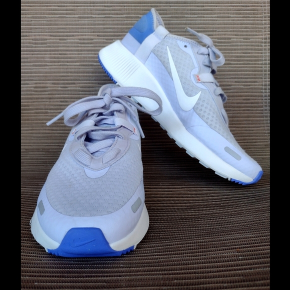 Nike Shoes - NWOT:Nike Reposto Running Shoes